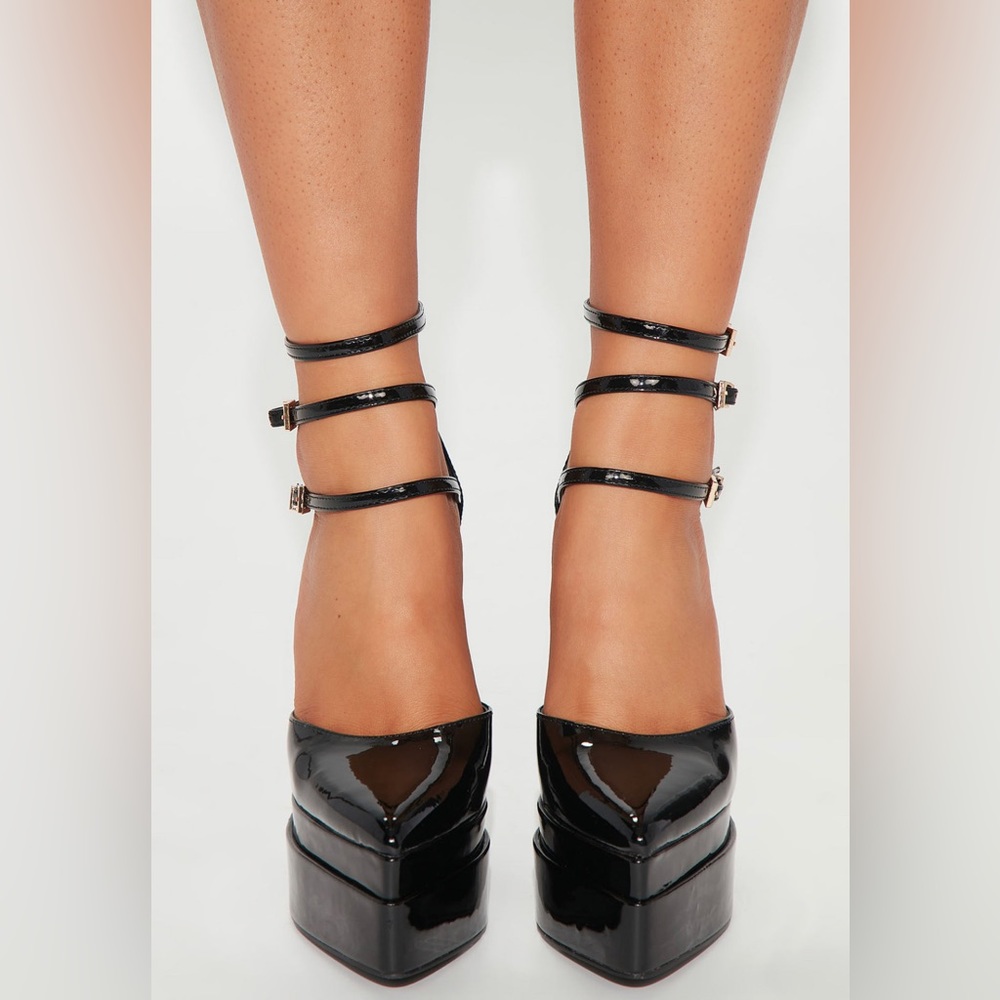 Super trendy and cute fashion nova shoes